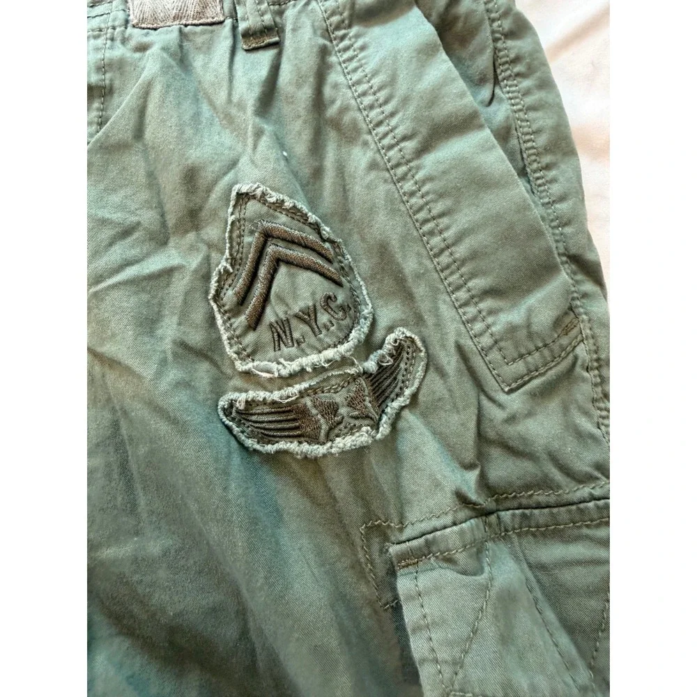DKNY Jeans Mens 30 Olive Green Cargo Shorts Military Patch Utility Cotton Twill